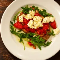 Bruschetta mit Tomaten und Mozzarella